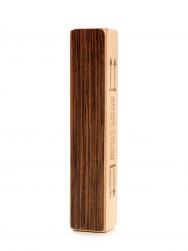 Shaker de percussion marron foncé à deux chambres remplies